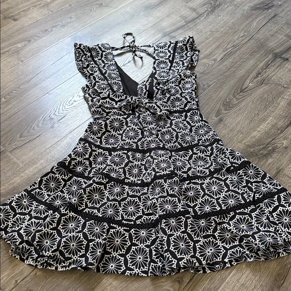 Bardot SIERRA frill dress Black and White Patterned Mini Dress ( worn once) - Picture 9 of 10